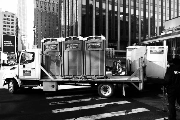 Best Affordable portable toilet rental  in Madison, WI